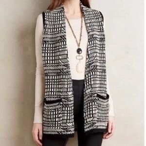 Anthropologie Angel Of The North Roenne Black/Off White Long Sweater Vest